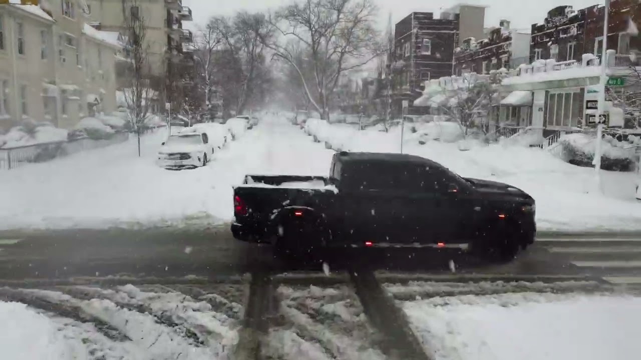 Drone footage Brooklyn NY Snow storm 