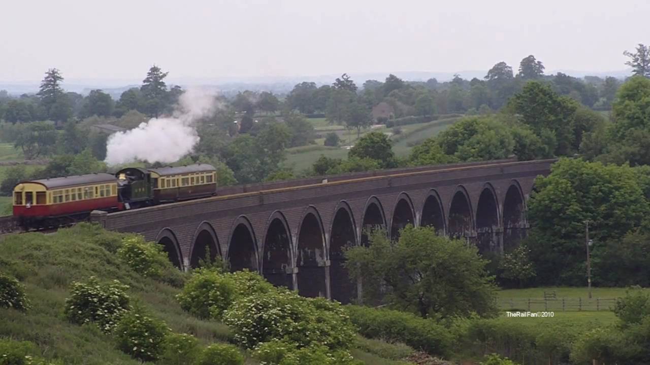 LOVELY AUTOTRAIN CROSSING STANWAY VIADUCT TODDINGTON GWR175 6TH JUNE 2010 G&WSR