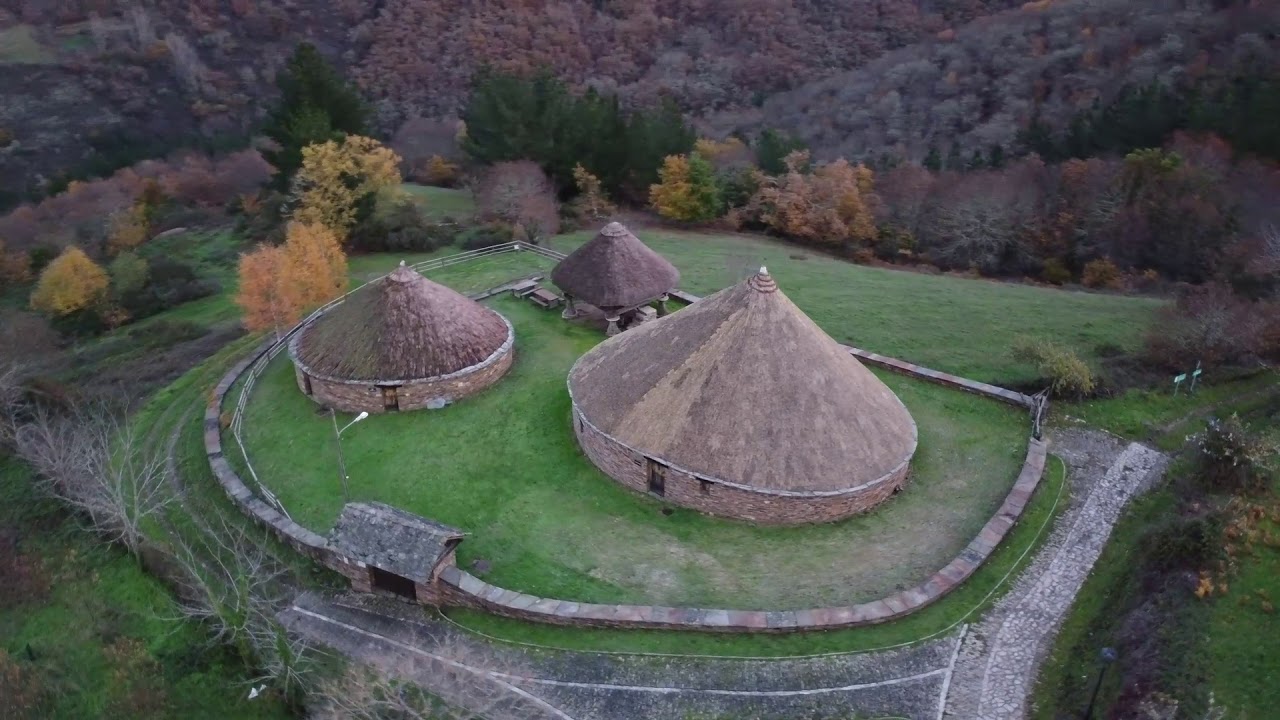 San Román de Cervantes (Galicia) a vista de drone