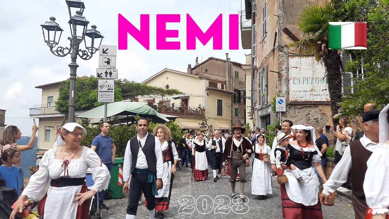 NEMI - LAZIO - ITALY 🇮🇹  \\ SAGRA FRAGOLE PARTE 2 - 2023\\WALKING TOUR