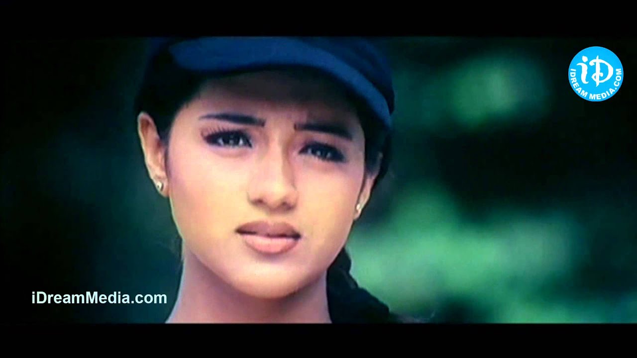 Fathima babu, Sriram, Trisha Best Scene - Manasantha Movie