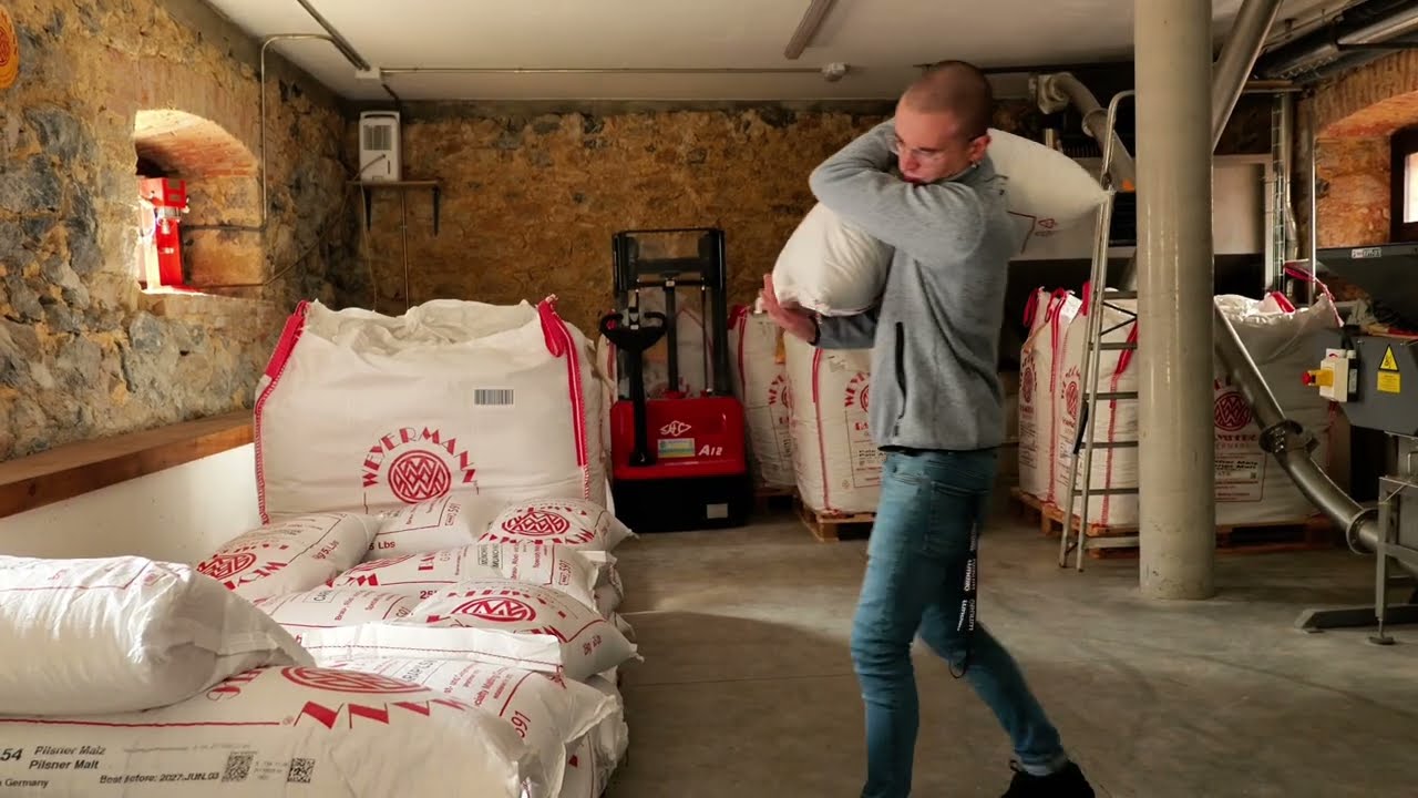 Asturias es mucho m&aacute;s que una marca: Es Viti y la cerveza que brota de un manantial.