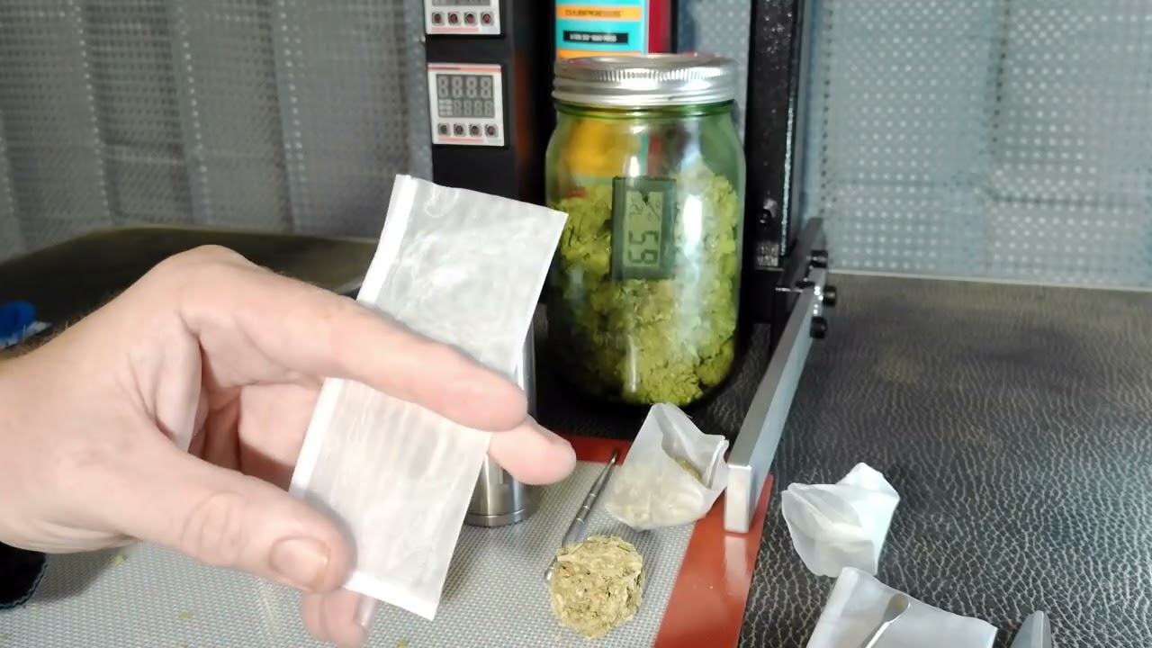 How to Use Bottle Tech Style for Rosin Pressing | DabPress Tutorial & Tips