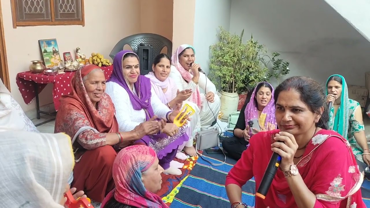 मांडोठी ग्राम में गा दिया बुढ़ापे का कसूता भजन ...सारी बुड्ढी राजी होगी 🎉🎉🎉🥰🥰🤣🤣💃💃