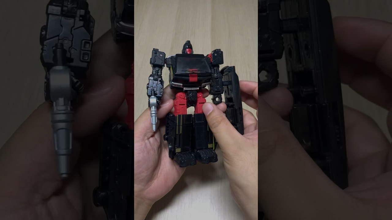 How Transformers Legacy DK-2 Guard is Redefining Robot Warfare!