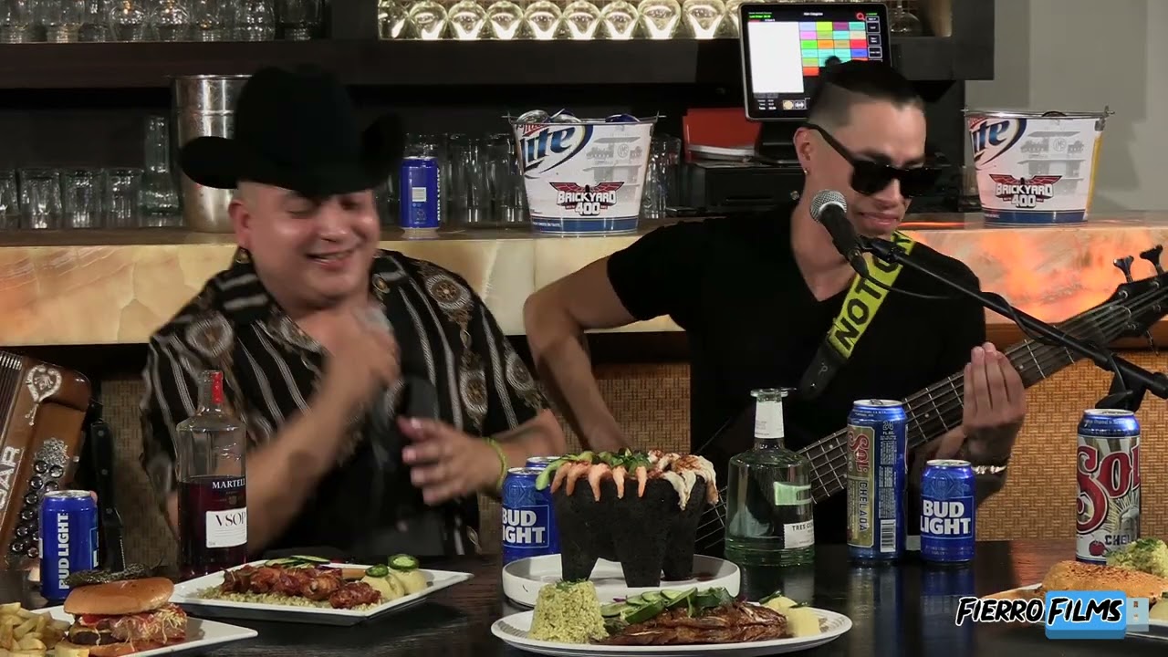 Rogelio Hern&aacute;ndez Y Su Plebada Popurr&iacute; De Corridos Epicos
