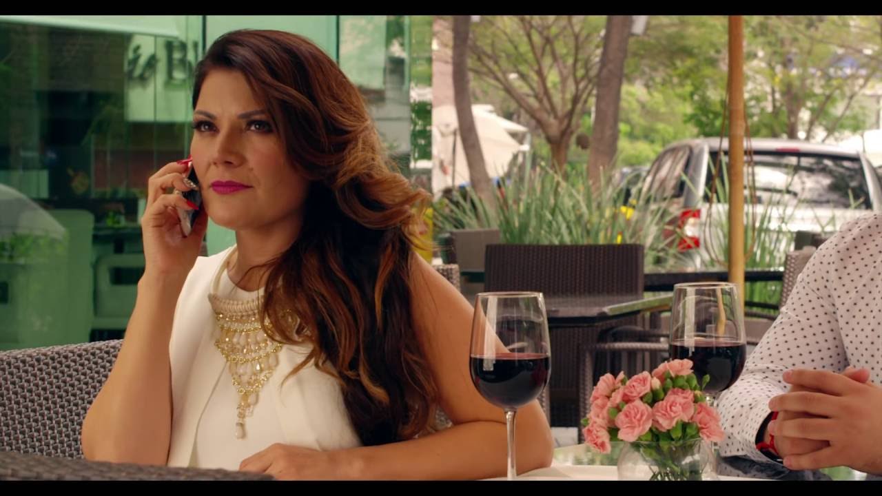 Banda La Divina Ft. Diana Reyes El Corazón Se Me Acelera