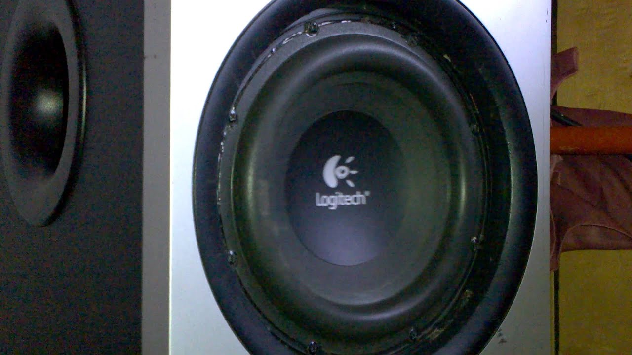 3x Logitech z2300 Armeno Remix