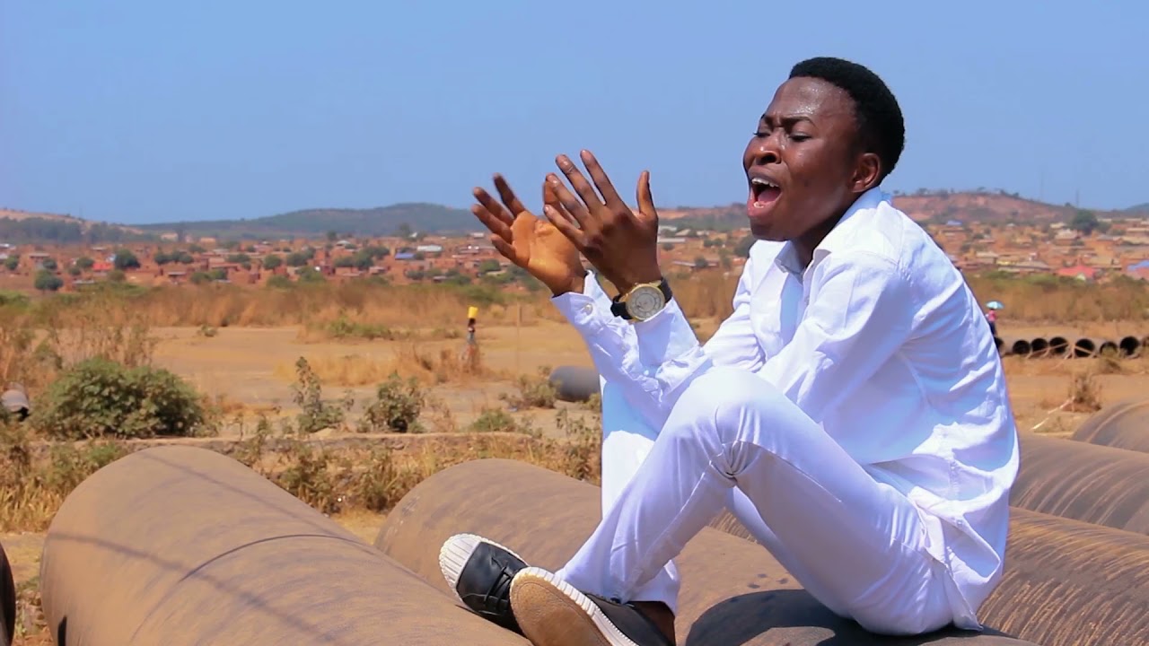 TONNERRE DU MONDE YESU YAKA