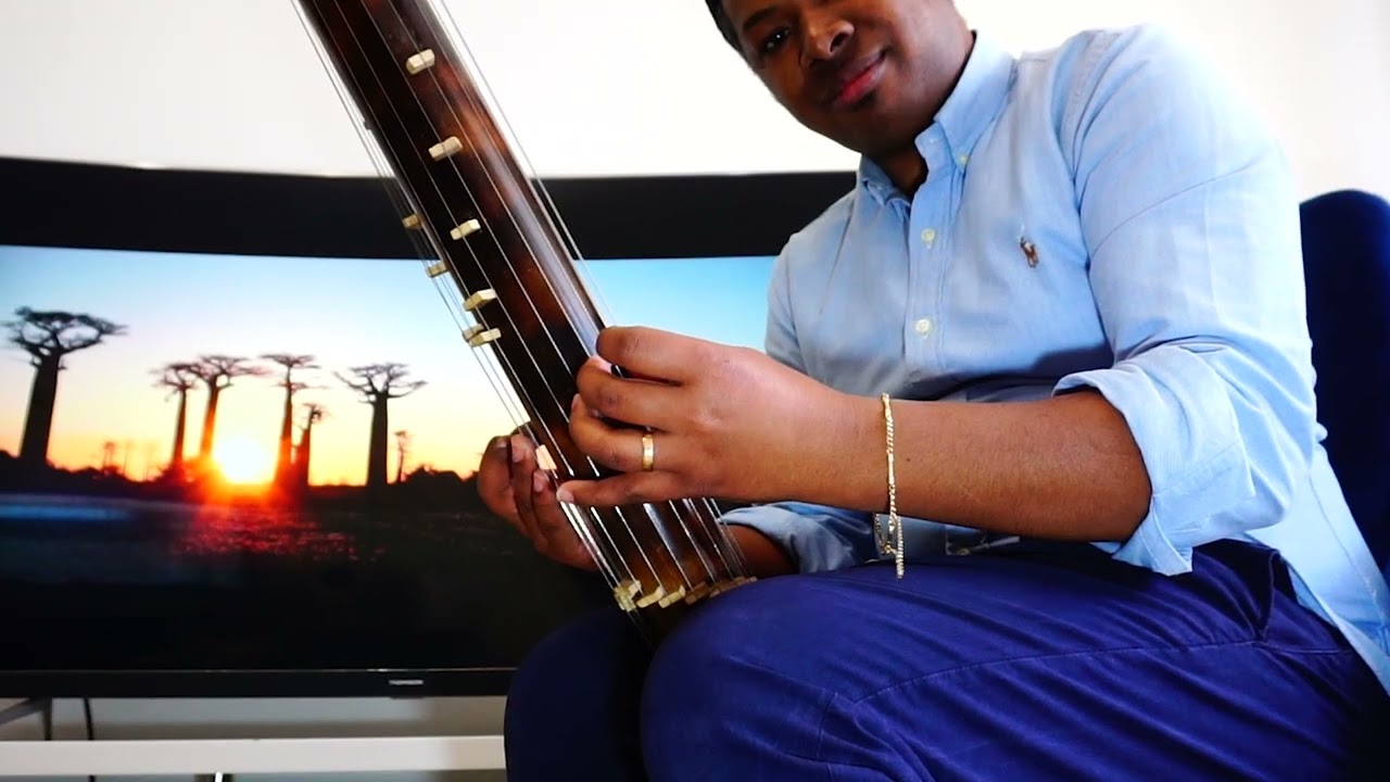 FOLAKA  -  SALEGY  - ACOUSTIC VALIHA 🇲🇬🔥