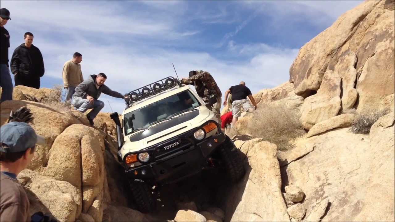 SOCAL FJ CRUISERS on CAKEWALK, Cougar Buttes, Johnson Valley