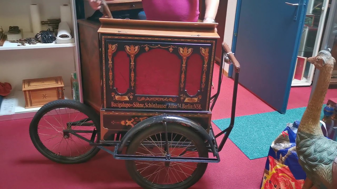 German barrel organ monkey organ pipe organ