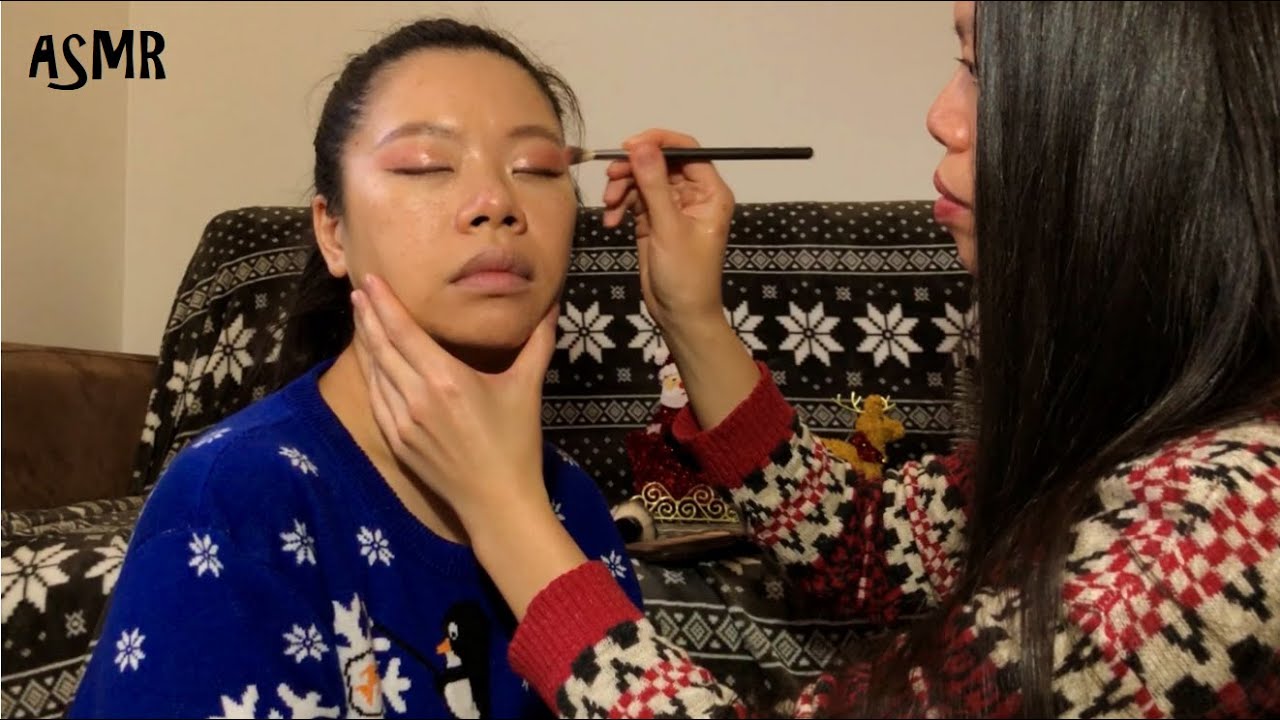 ASMR Kawaii Makeup Look! Doing Her Makeup w. LO-FI (Maybe Inaudible) Whispering but yall can hear me
