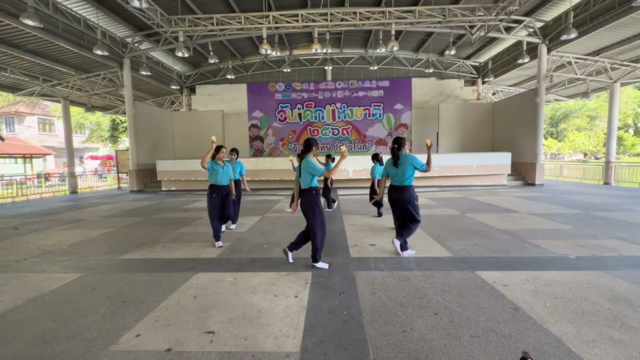 นาฏศิลป์สร้างสรรค์“ระบำแสงราตรี“