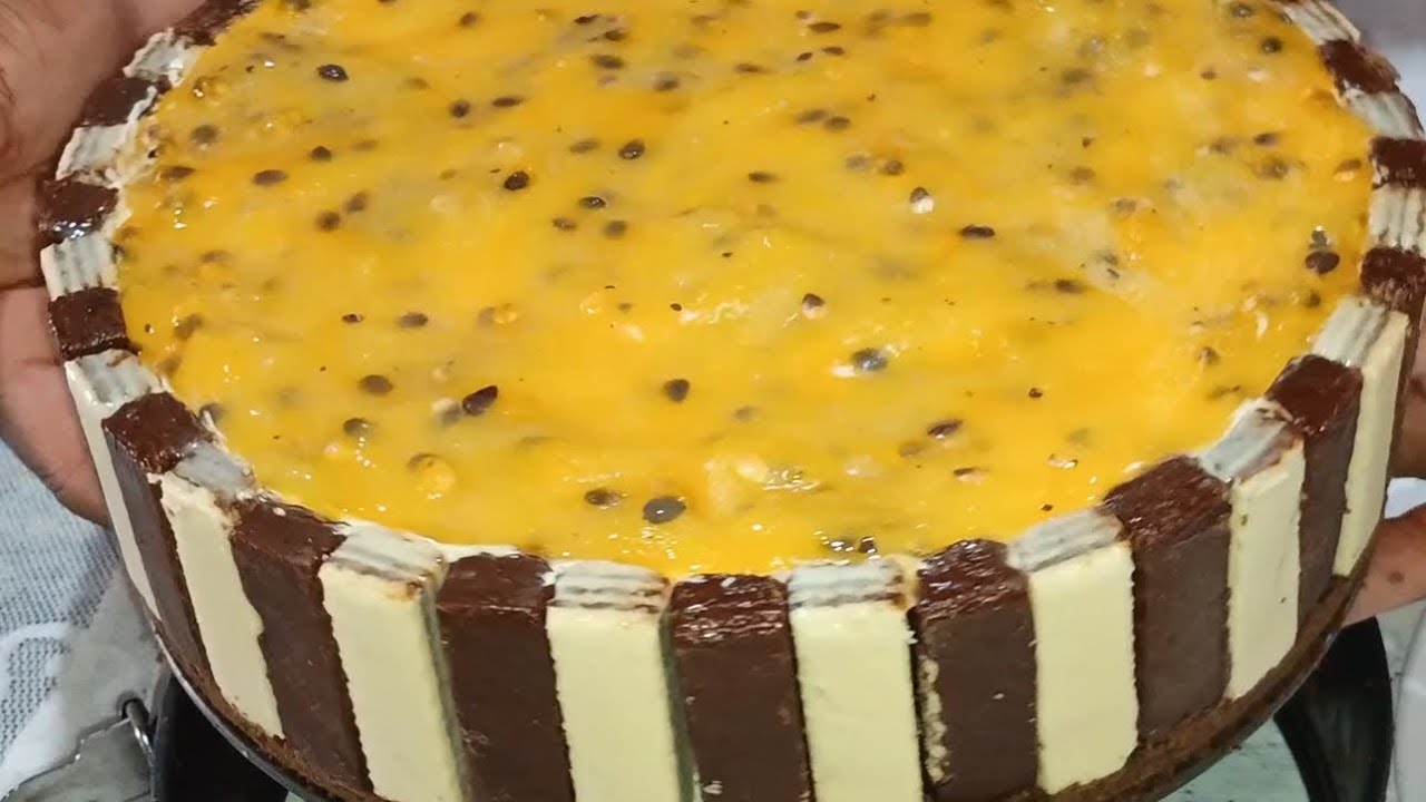 TORTA SORVETE COM GELEIA DE MARACUJÁ 