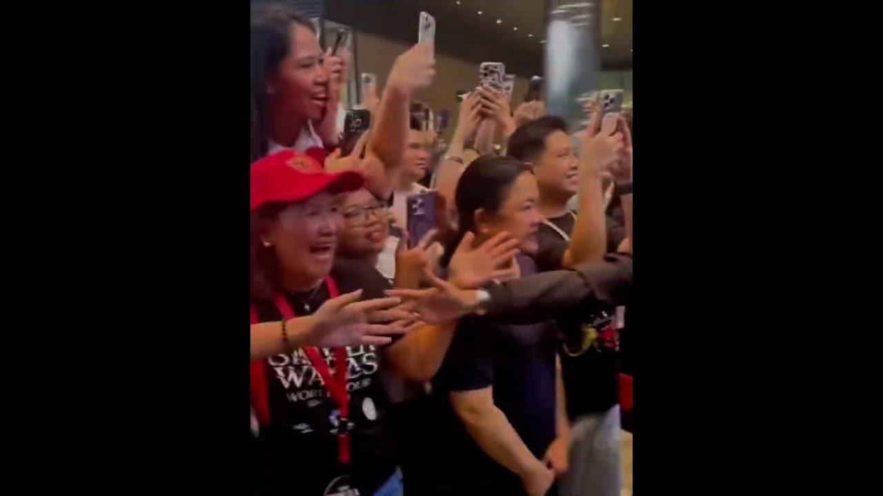 SB19 busking in Singapore | SAW World Tour Singapore #Sb19 #pablo #josh #stell #justin #ken