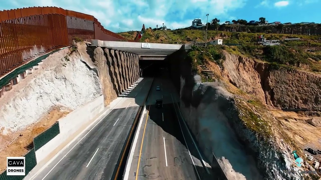 Viaducto elevado y tunel Tijuana 