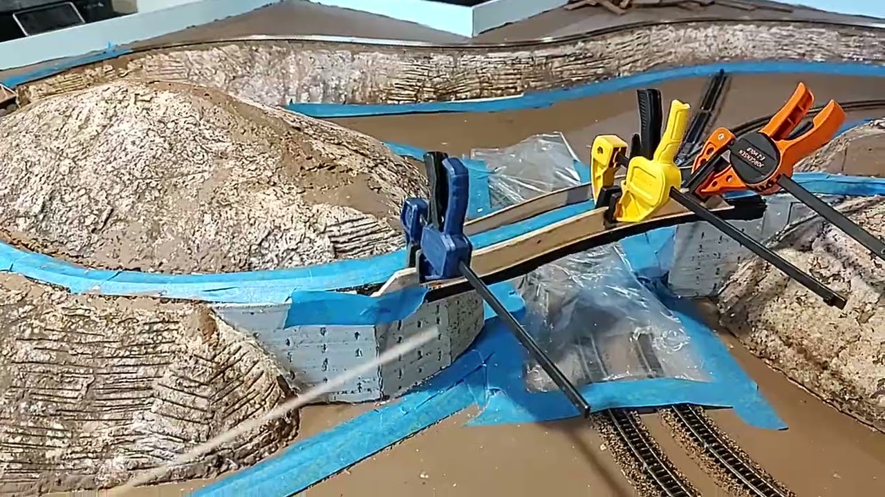 Building The Simple Bridges