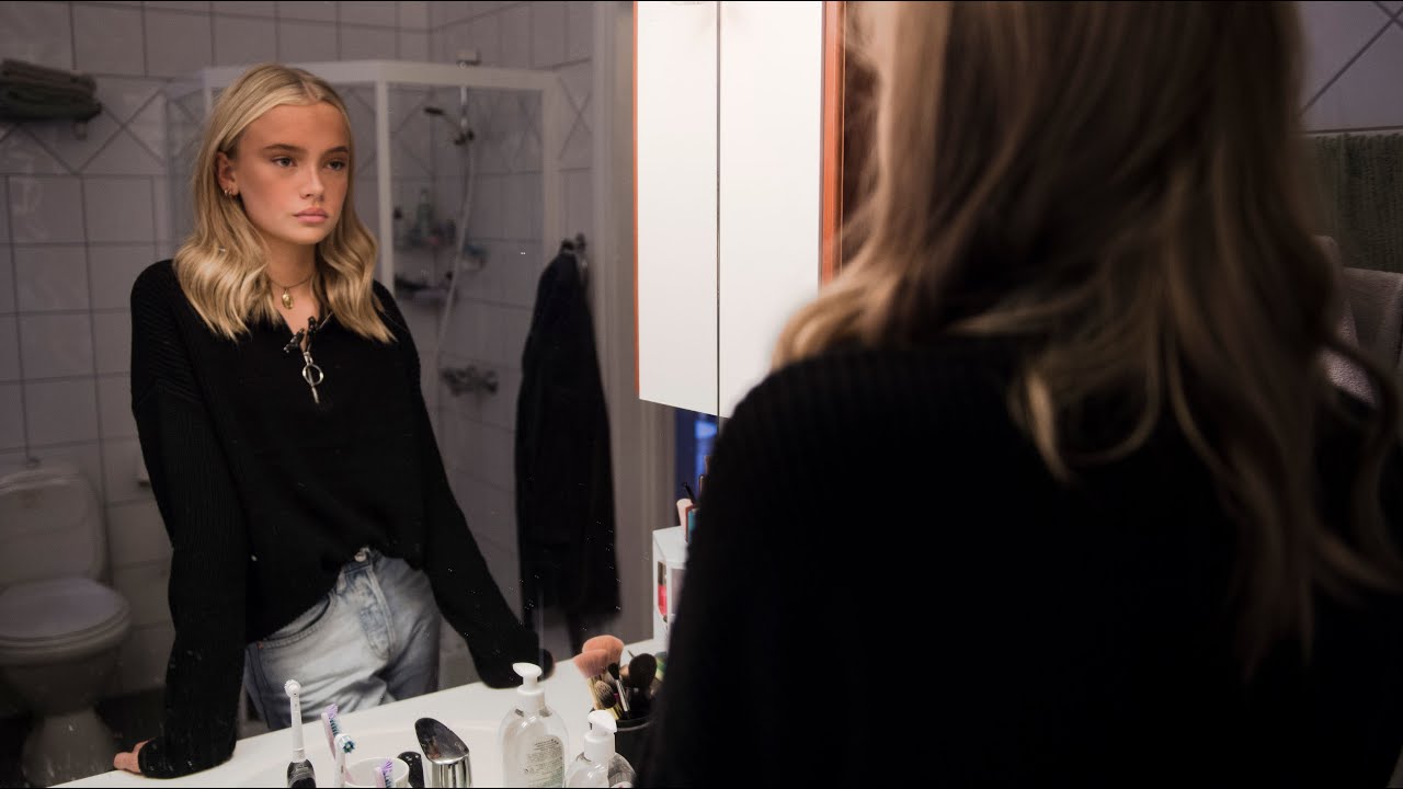 Når Emma (17) poster en video av at hun sminker seg, vil 1 000 000 se på