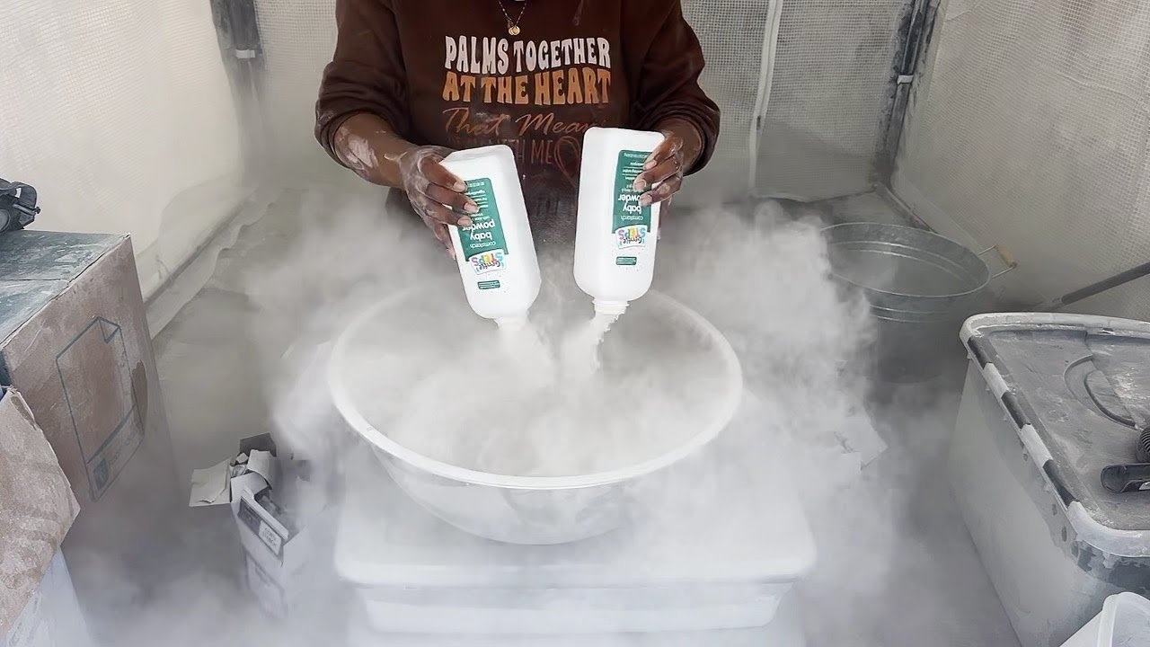 ASMR POWDER PLAY WITH BABY POWDER AND CORNSTARCH BY @POWDERSATISFACTION #asmr #powderplayasmr