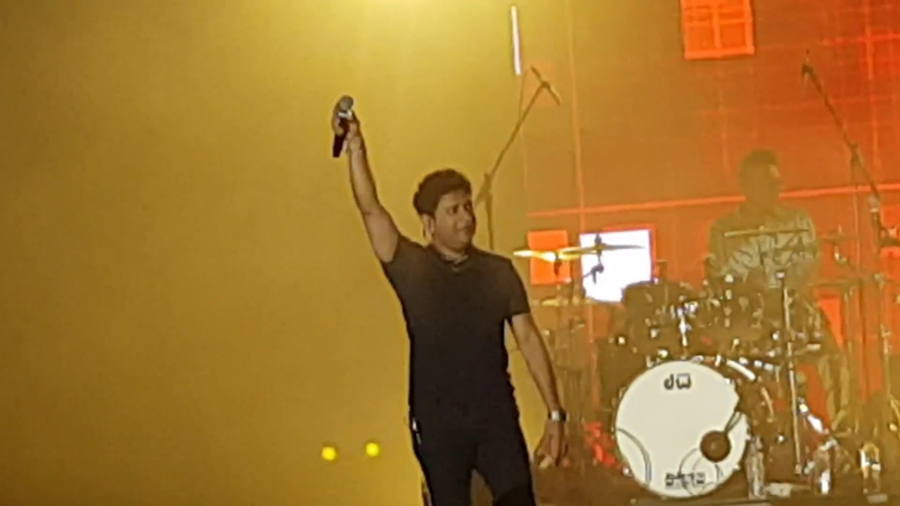 KK | Live In Sydney | Dus Bahane Karke Le Gaye Dil