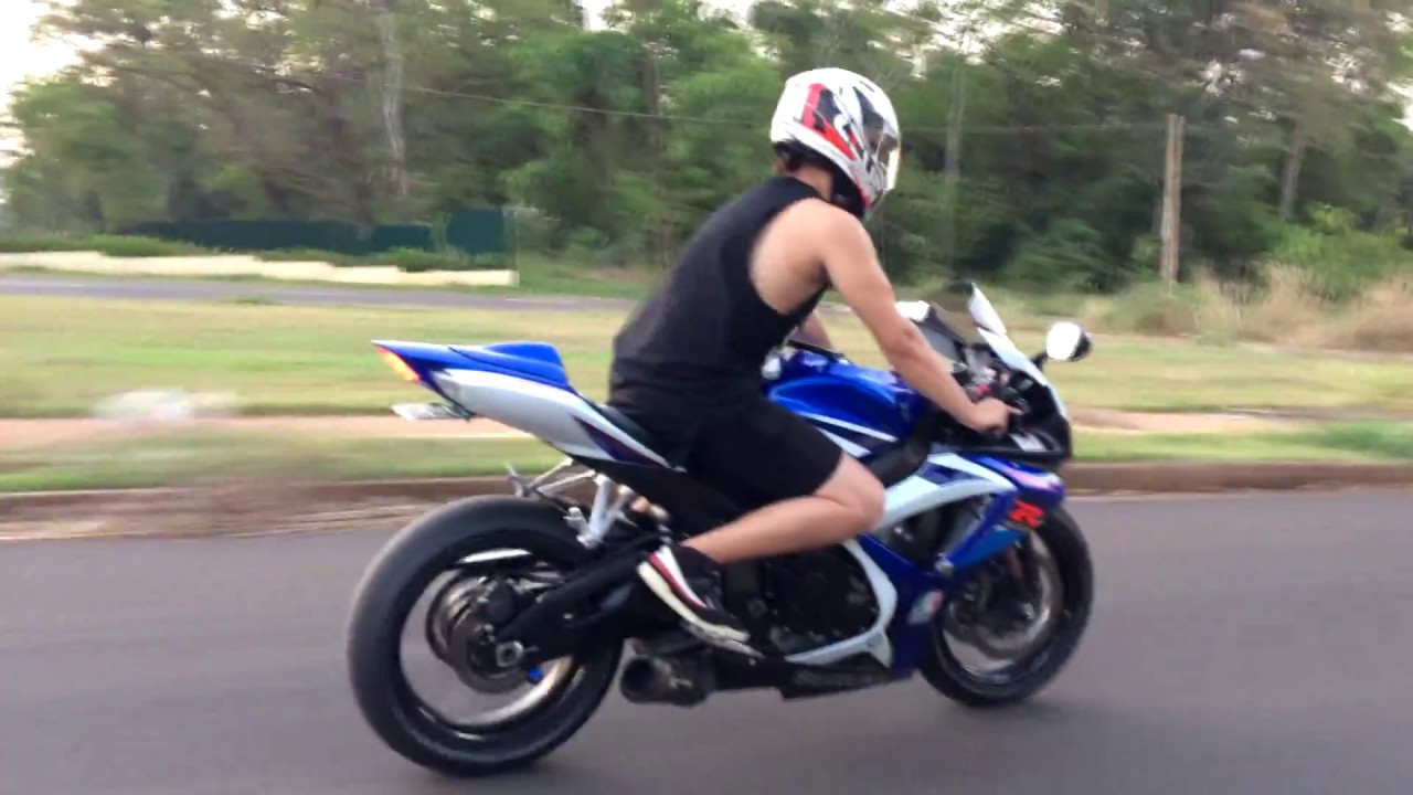 Suzuki GSX R 750 | SRAD 750