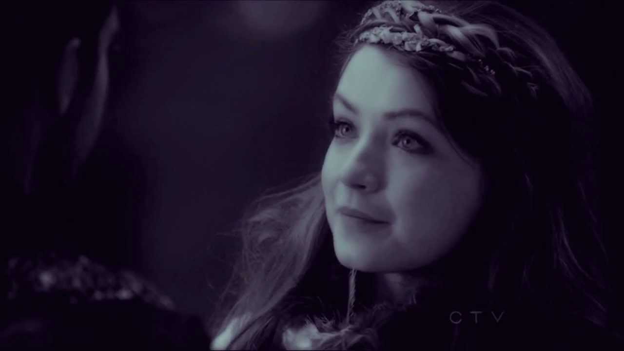 Hook + Aurora | In Your Veins