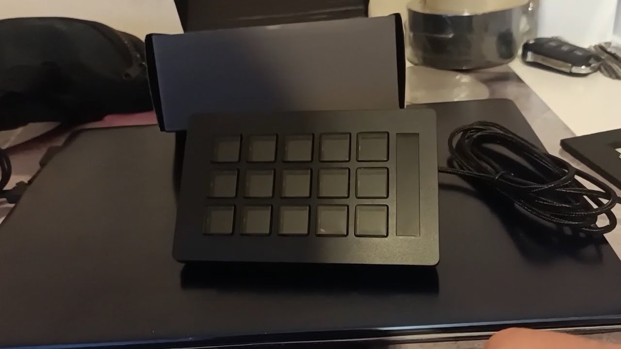 Les tests de G&eacute;n&eacute;rik49 : le Stream dock de Mirabox 293S