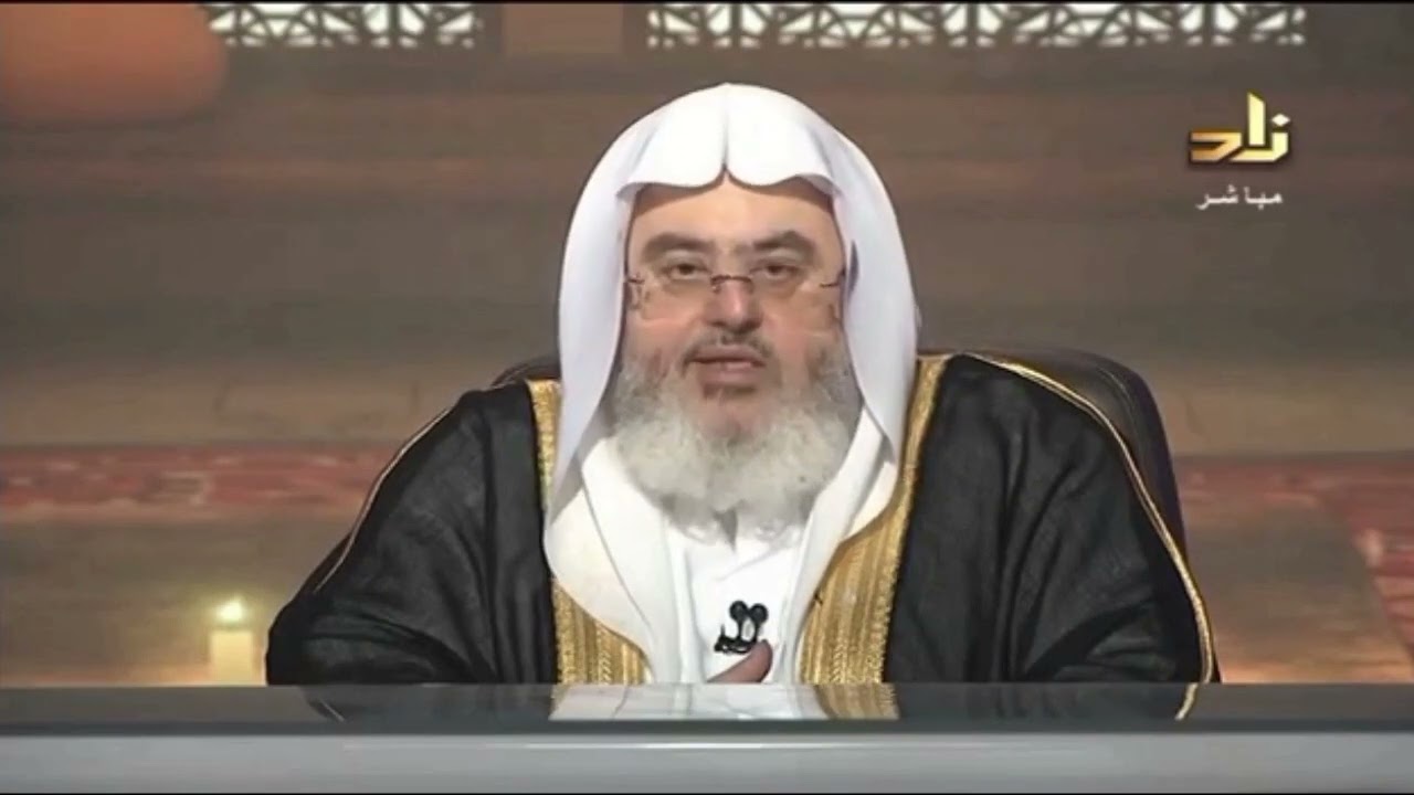 الشيخ محمد صالح المنجد/ هل يشترط  في الصلاة السرية أن يسمع المصلي نفسه ؟