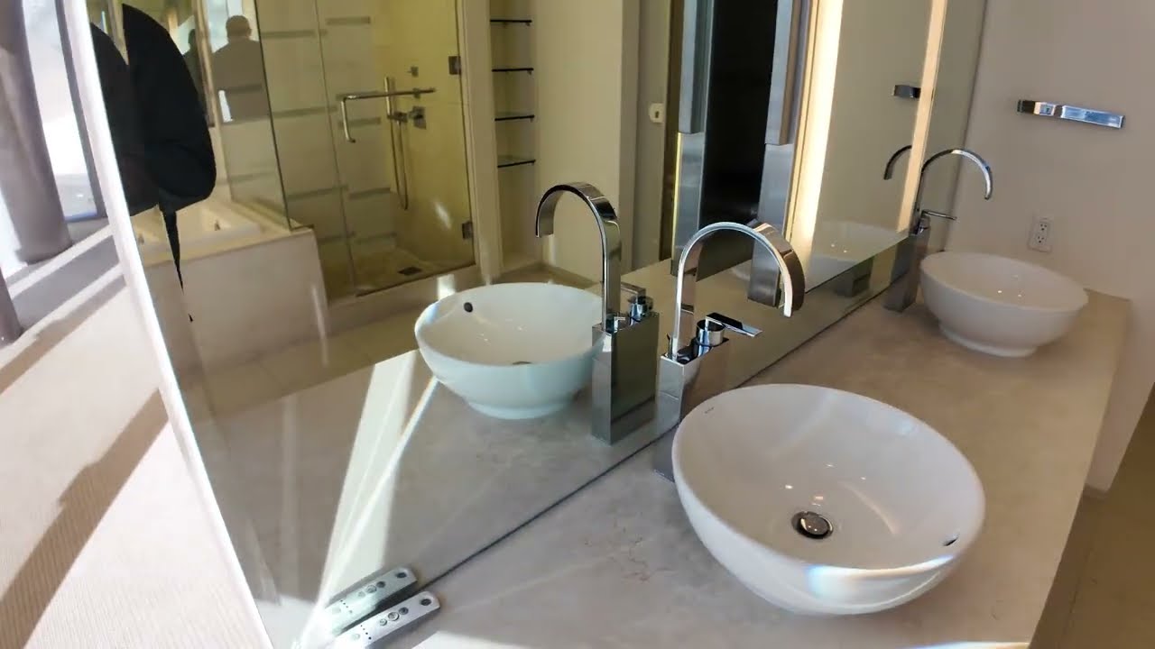 Veer Towers in Las Vegas 6th Floor 2 bed 2 bath unit
