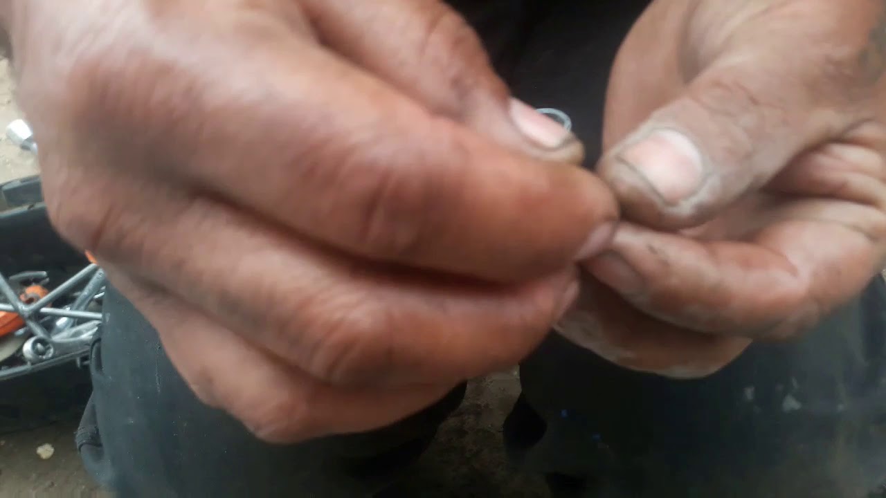 MANTENIMIENTO DE CARBUGAS DE TVS KING