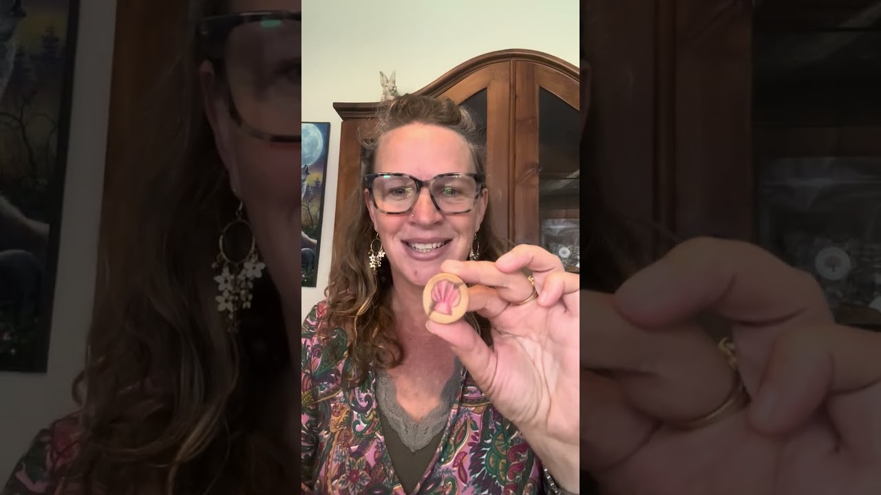 Is this message for you? Oracle cards and fairy runes reading. 