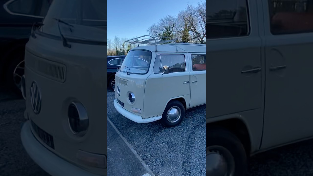 Vintage & Classic Vehicle (19): 1971 Volkswagen Campervan