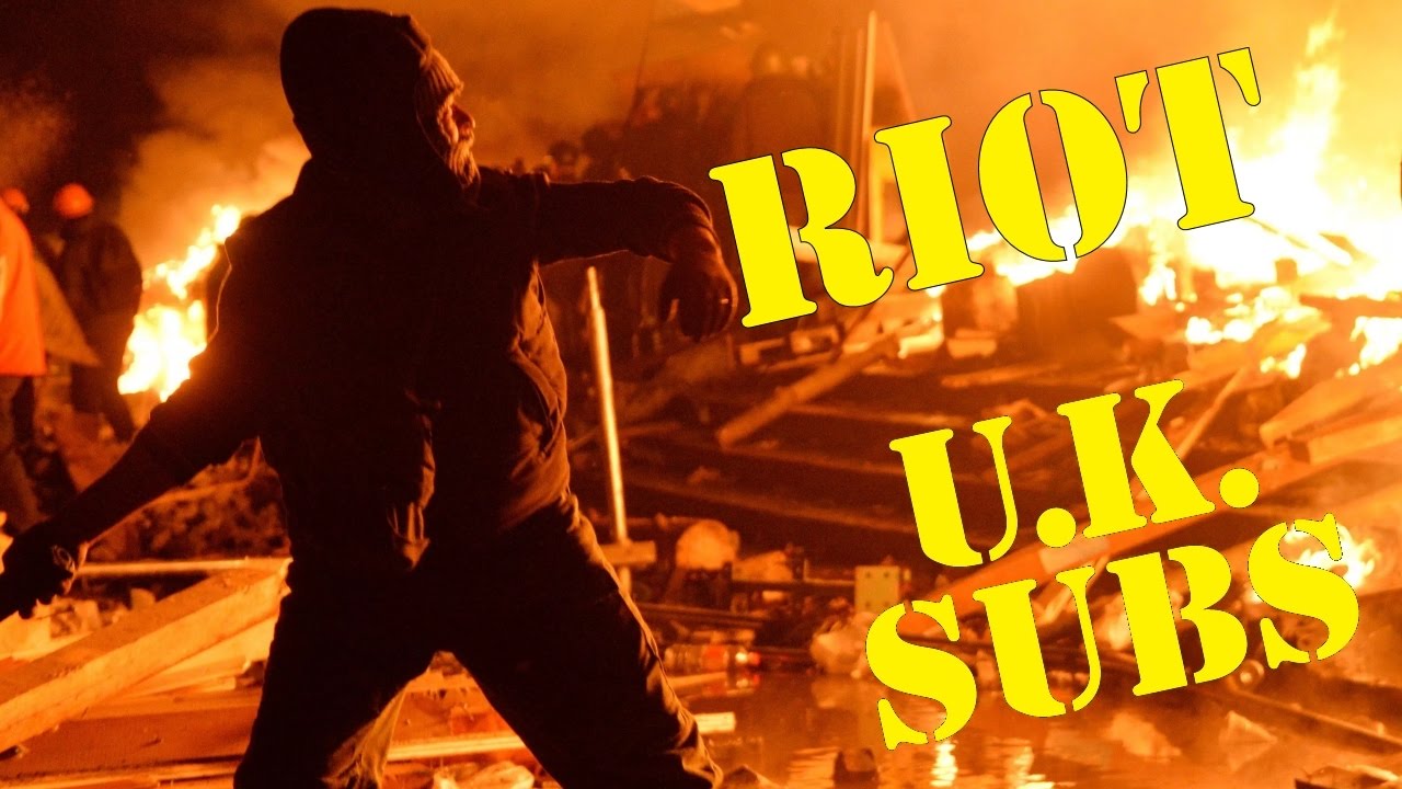Riot - U.K. Subs, bass cover
