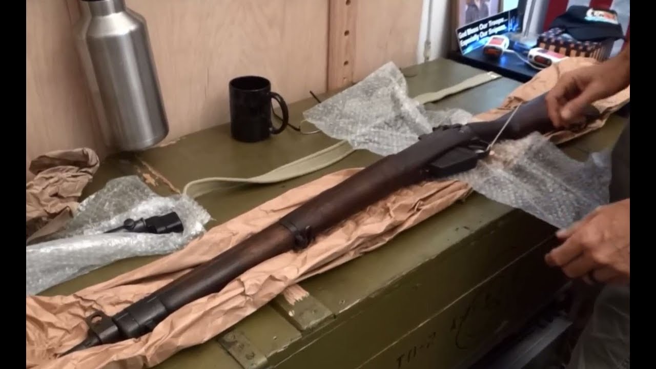 Un-Boxing the British Enfield .303 No4 MK1* by Savage
