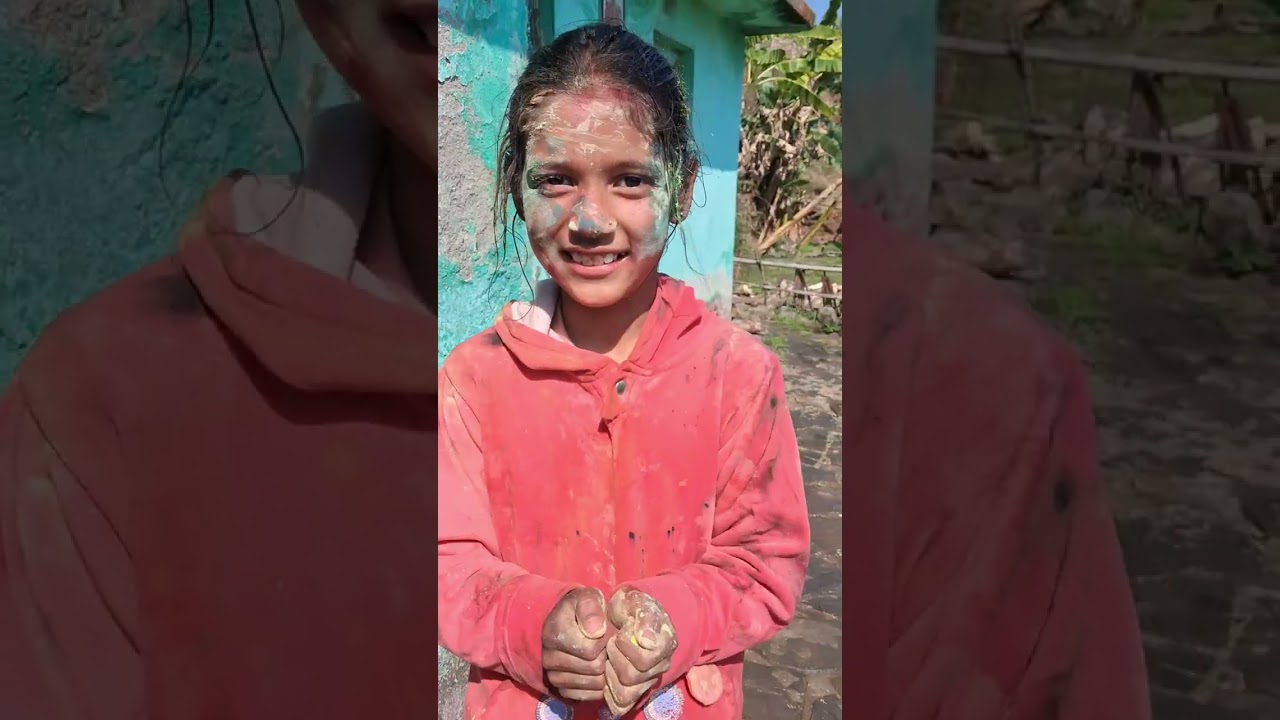 ऐसी होली पहली बार खेली फूल मस्ती