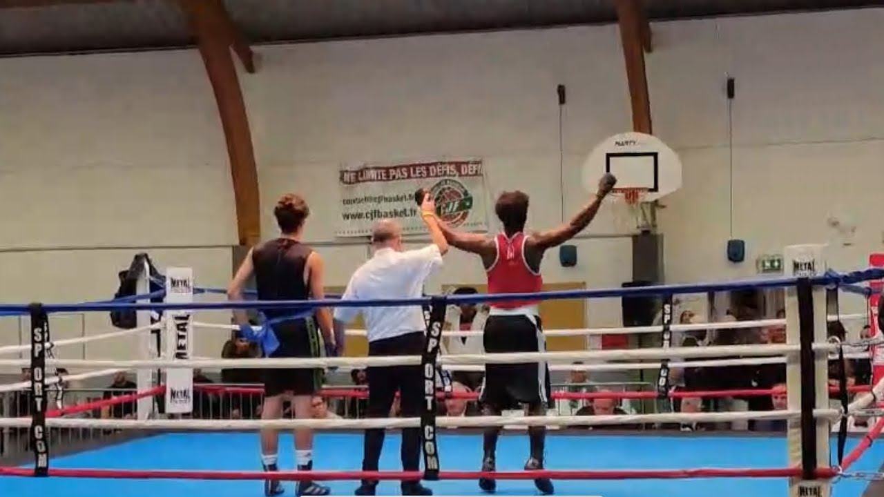 Mon 1 er combat (après de 2 mois de boxe )
