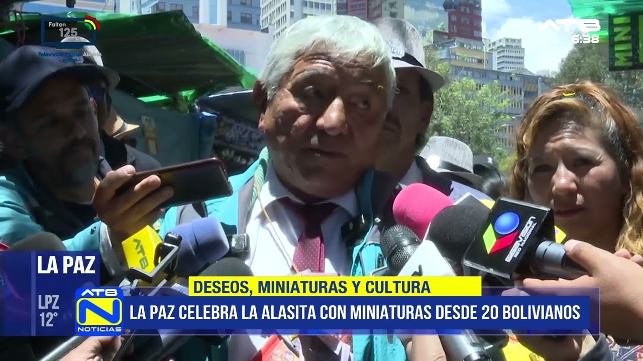 Miniaturas, tradición y gastronomía caracterizan la feria de la Alasita