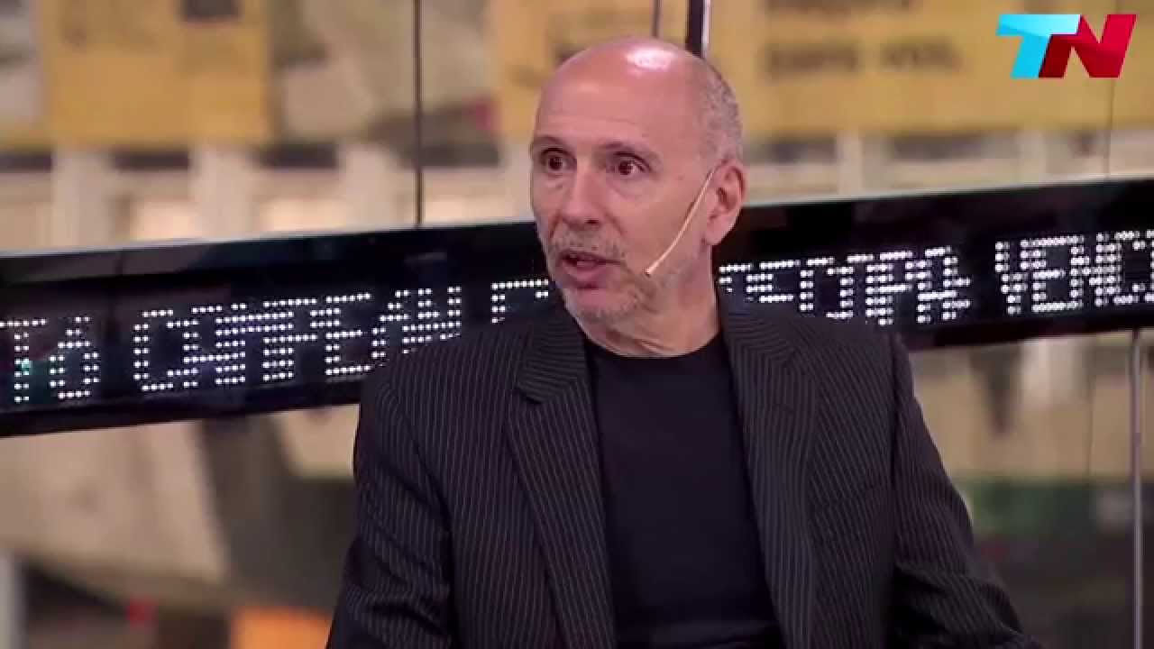 Uki Goñi - Entrevista con Nelson Castro