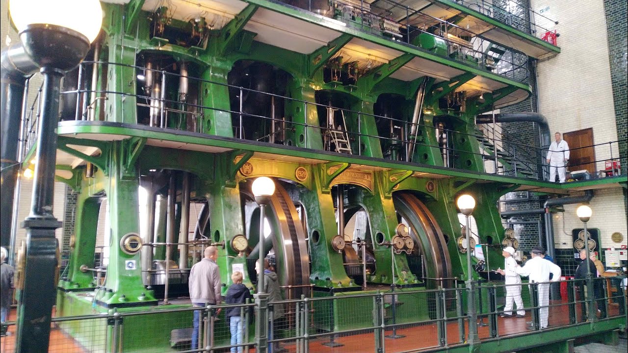 World's largest working triple-expansion steam engine.