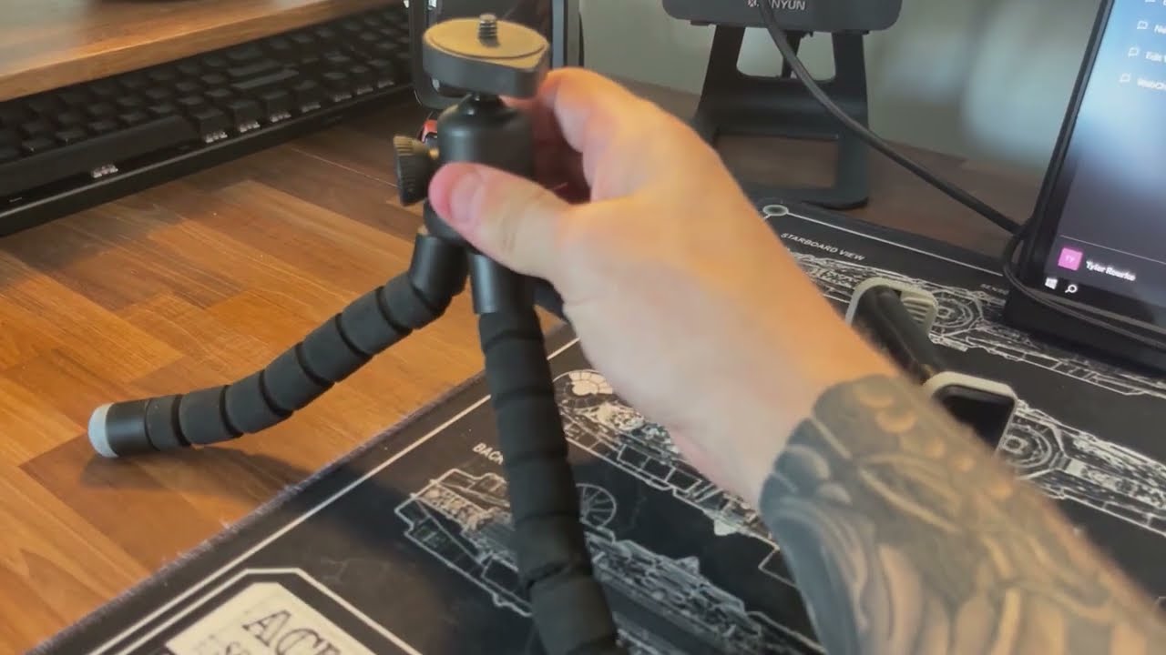 PROS vs CONS - Ubeesize Phone Tripod