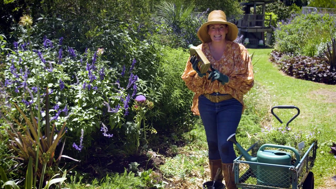 The Garden Gurus - Your Garden Helper When Planting