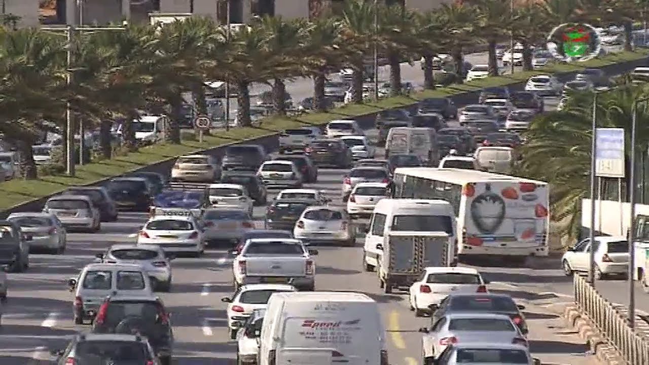الجزائر العاصمة -  فتح محولات و مداخل جديدة لتسهيل حركة المرور