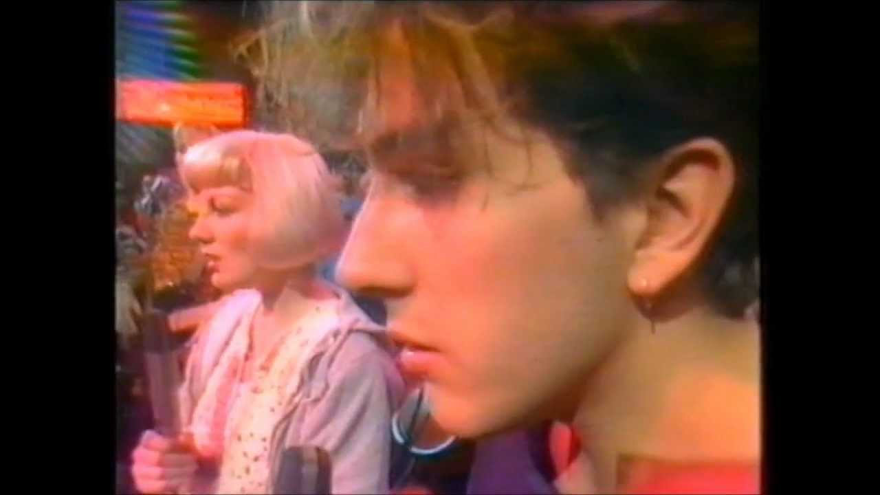 The Fun Boy Three - Our Lips Are Sealed Razzmatazz