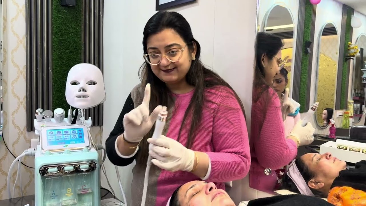 Hydra Facial ।Step by Step / Korean Glass Skin facial और Hydra Facial कैसे करे । 