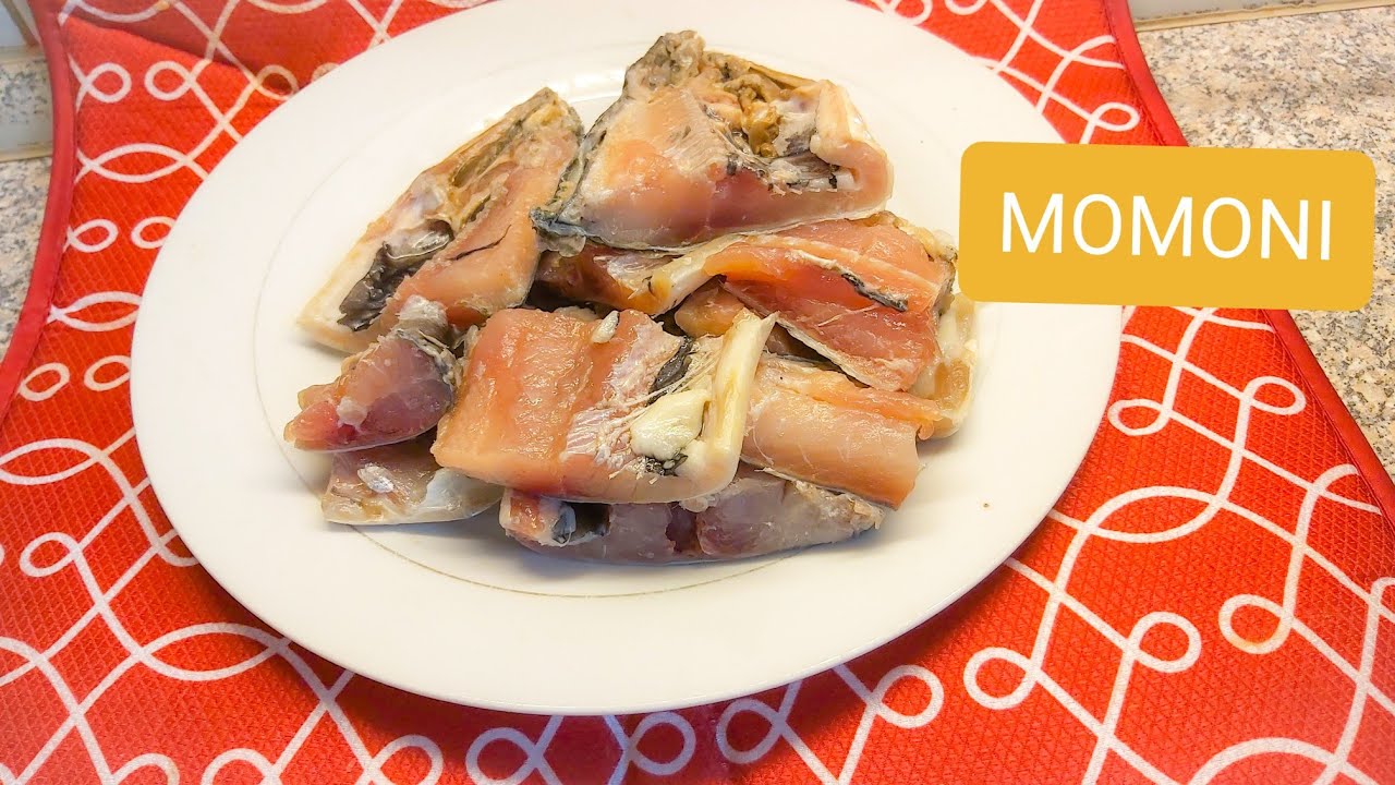 HOW TO MAKE MOMONI 🇬🇭 (FERMENTED FISH) HOMEMADE MOMONI IN ABROAD STEP BY STEP.