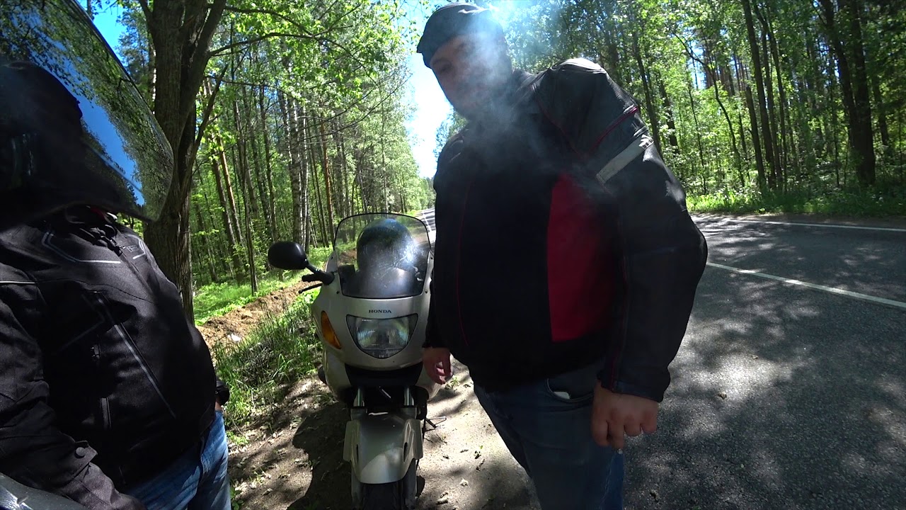 R1100RT vs Honda NT650 Deauville. Поменялись с Димкой мотиками, делимся впечатлениями.
