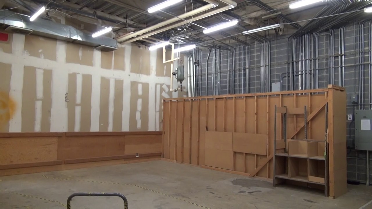 Raw file: elevaTOUR and Urbex of Macy's River Ridge Mall the day before closing