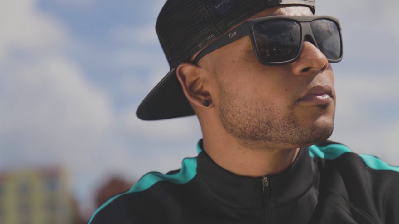 Dibo D Ft. Reshine - Asin'e K'onan ta M/V