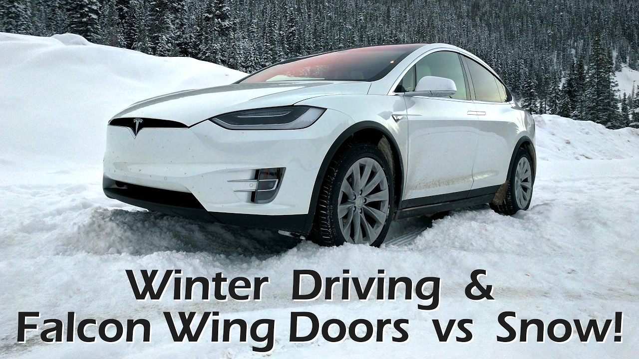 Tesla Model X - Winter Driving & Falcon Wing Doors vs Snow